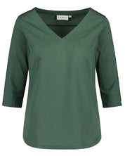 Vera Bluse, Evergreen