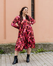 Amélie Dress kerrosmekko, Scarlet Petals