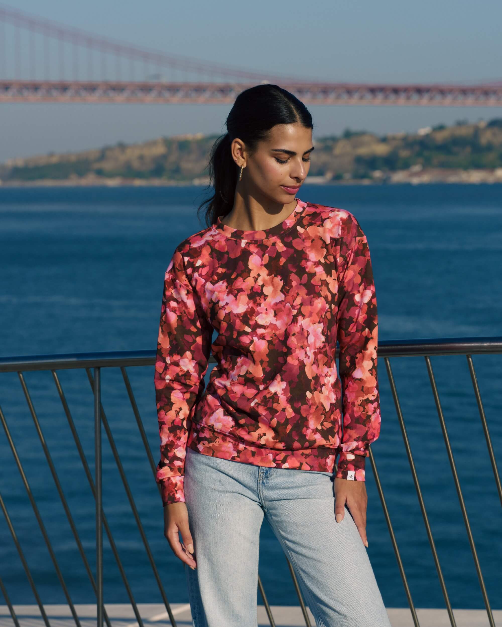 Casual Chic Print Shirt, Scarlet Petals