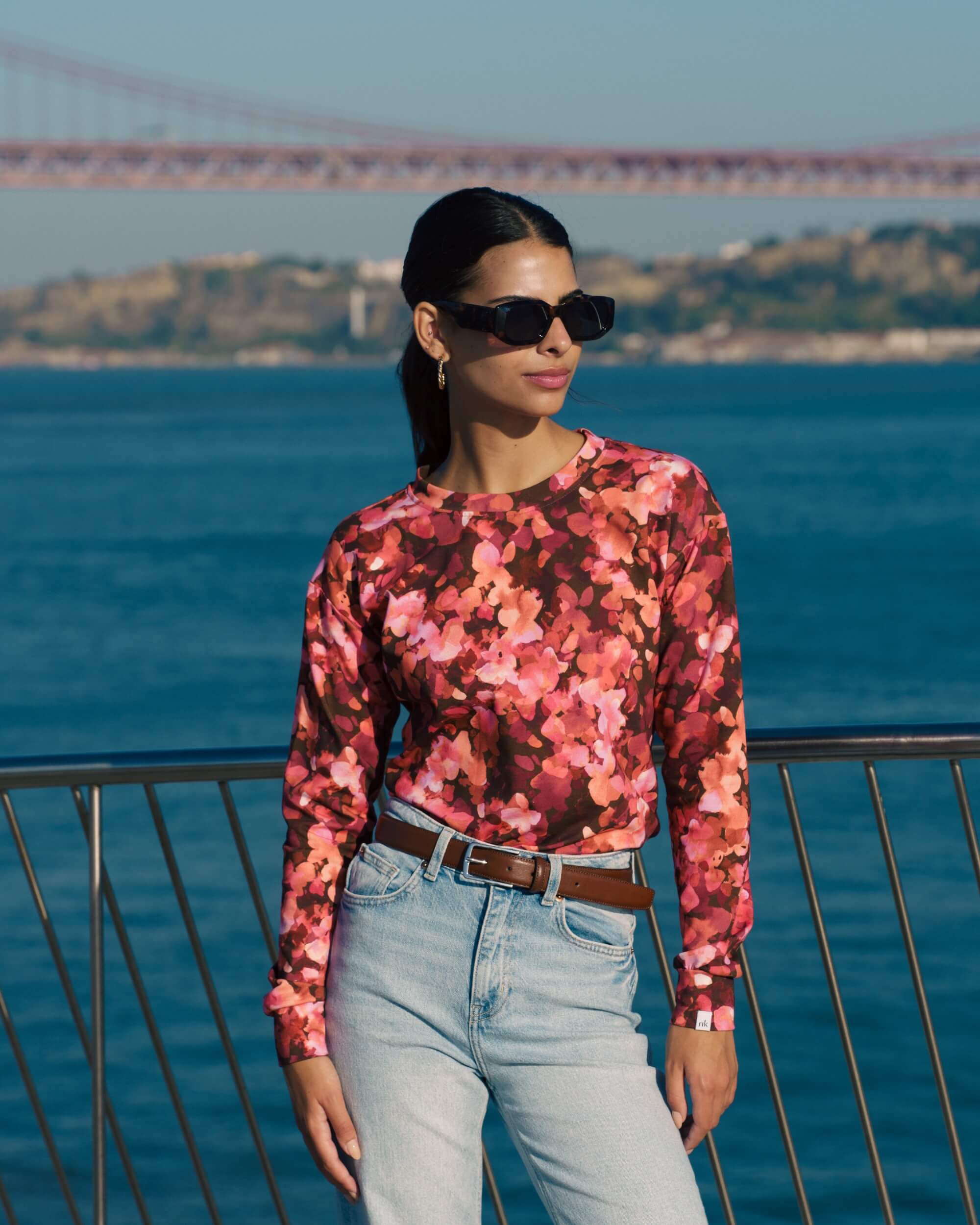 Casual Chic Print Shirt, Scarlet Petals