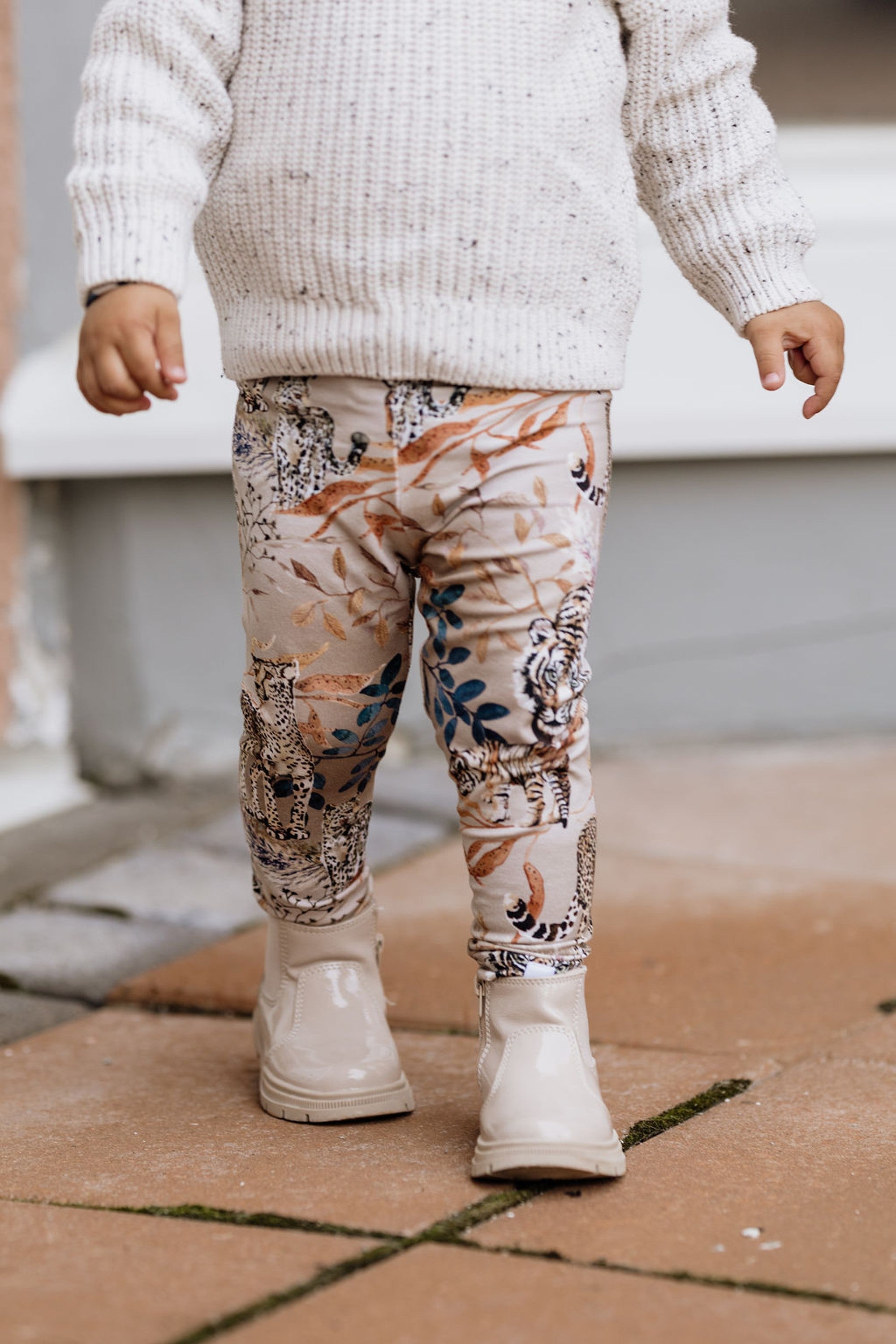 Bedruckte Leggings, große Katzen